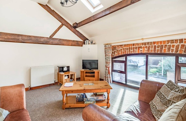 Cabin ∙ 2 bedrooms ∙ 4 guests