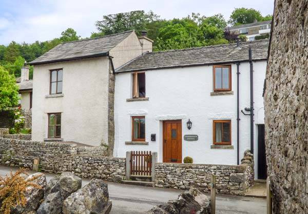 Cabin ∙ 2 bedrooms ∙ 4 guests