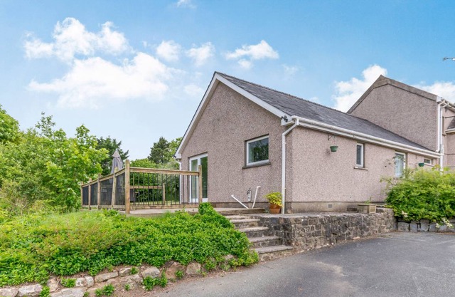 Cabin ∙ 2 bedrooms ∙ 4 guests