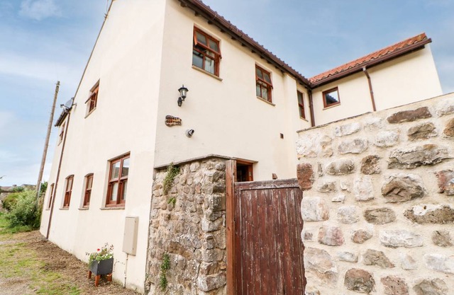 Cabin ∙ 2 bedrooms ∙ 4 guests