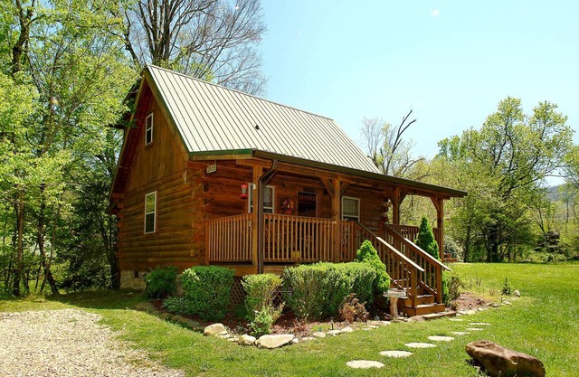 Cabin ∙ 2 bedrooms ∙ 8 guests