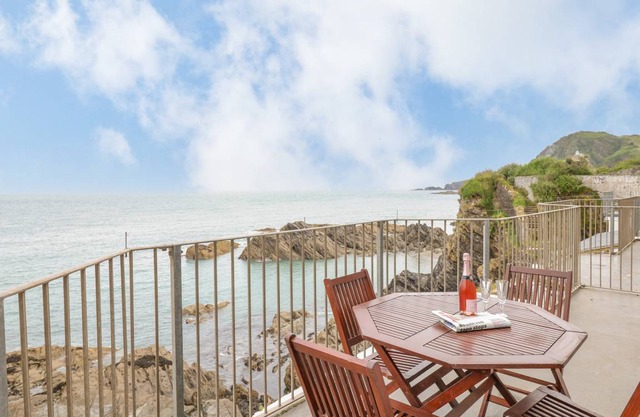 Cabin ∙ 2 bedrooms ∙ 4 guests