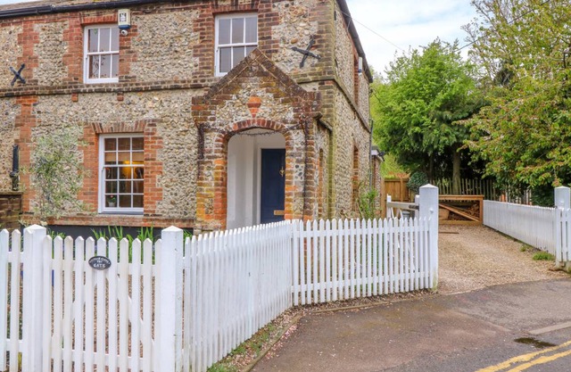 Cabin ∙ 2 bedrooms ∙ 4 guests