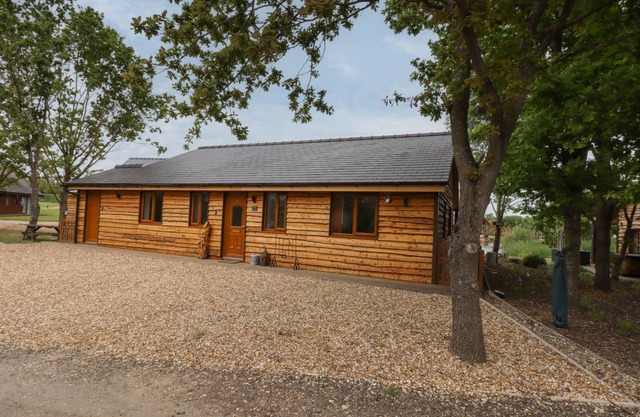 Cabin ∙ 2 bedrooms ∙ 4 guests