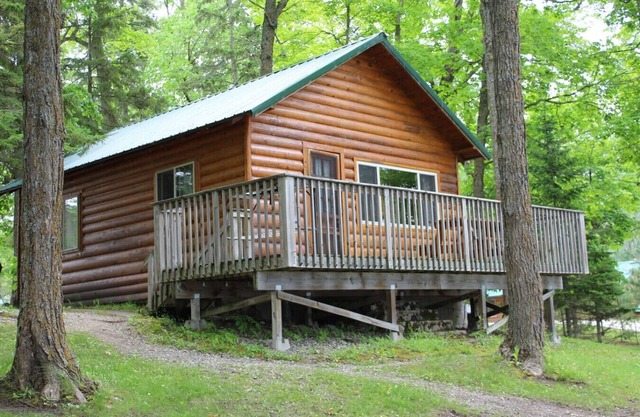 Cabin 2 - Popular classic cabin with the best sunset views