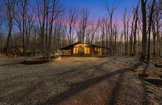 Cabin ∙ 2 bedrooms ∙ 4 guests