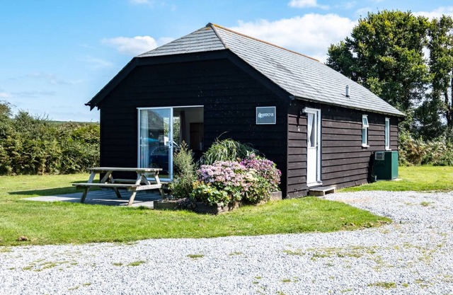 Cabin ∙ 3 bedrooms ∙ 6 guests