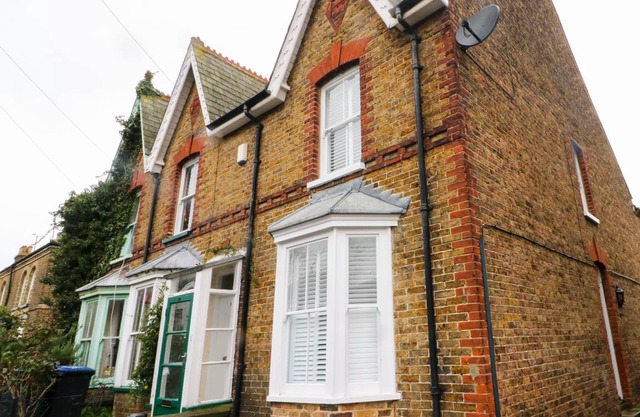 Cabin ∙ 3 bedrooms ∙ 6 guests