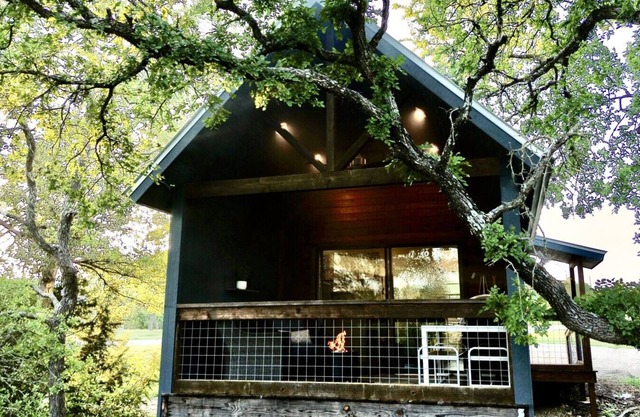 Cabin 4 · Smart & Cozy Tiny Cabin 4 w/ Pro Coffee Setup