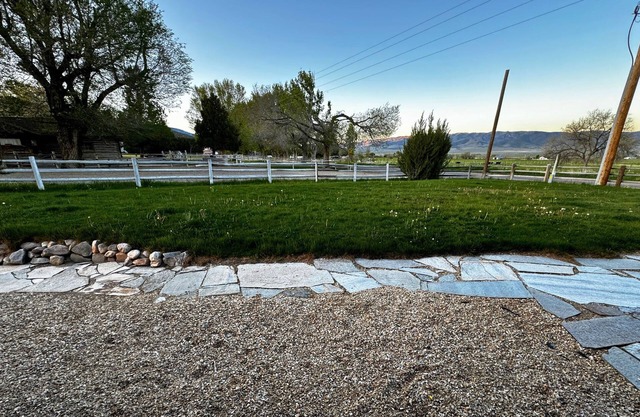 Cabin 9 at the Almo Inn near City of Rocks and Castle Rocks Parks, Almo Idaho