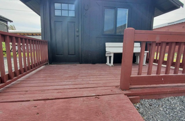 Cabin at Blue Lake in Central Washington (Cabin 5)