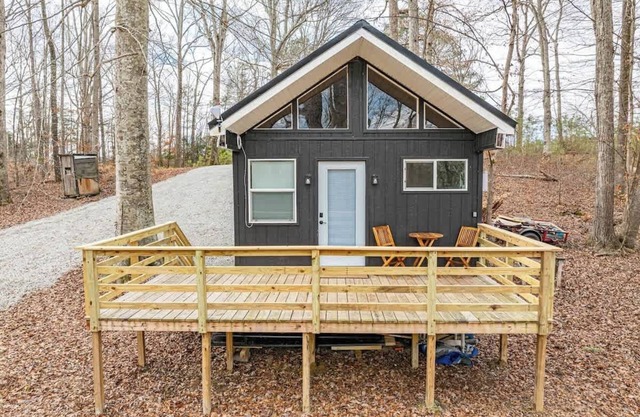 Cabin at Cub Creek Su