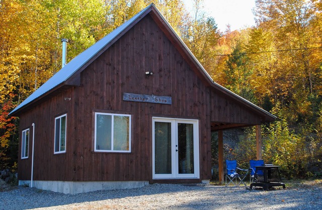 Cabin at Hidden Falls Farm