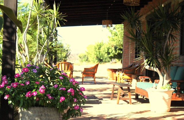Cabin B Las Orquideas, rustic and comfy, right off the highway