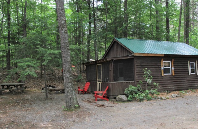 Cabin by the Beach @ Daggett Lake