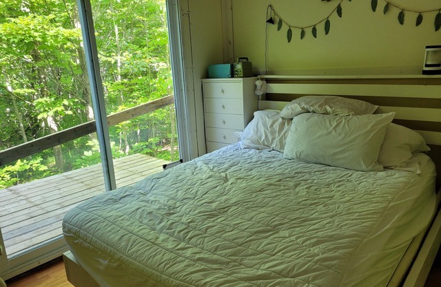 Cabin Dot Calm - Unplug from technology and connect with nature