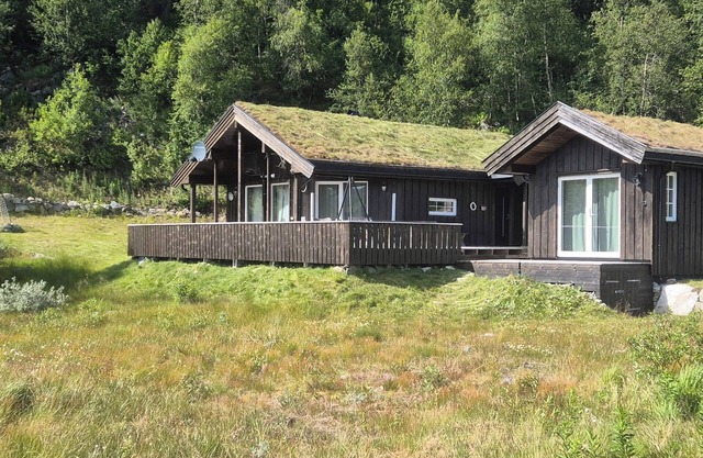 Cabin for 10 person, playground and bikes inkludet