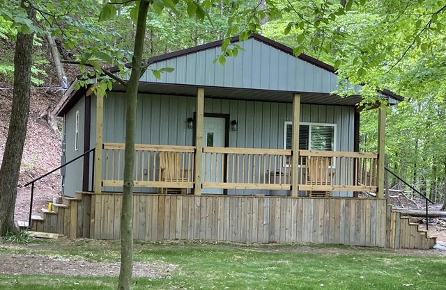 Cabin Hatfield McCoy Ivy Branch