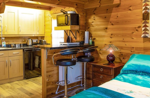 Cabin Hideaways offer the perfect escape from the stresses of daily living while being in the perfec