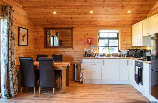 Cabin Hideaways offer the perfect escape from the stresses of daily living while being in the perfec