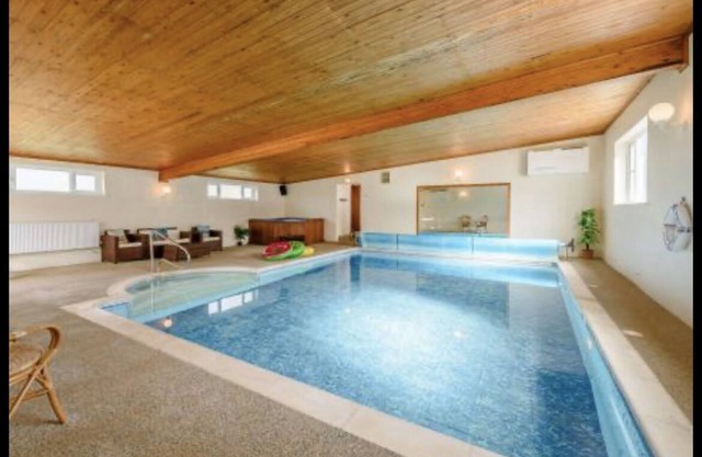 cabin in devon