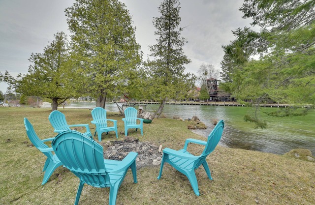 Cabin on Inland Waterway River w/Boat Dock!
