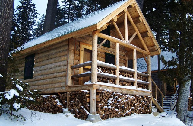 Cabin, Queen Bed, 2 Bunks, Shared Bathroom