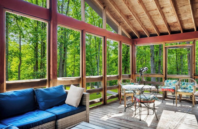 Cabin w New Hot Tub, River/Kayak, WiFi, & Fire Pit