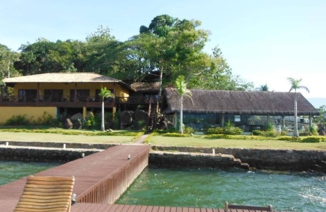 Caieira Island House