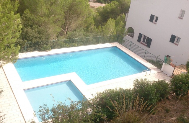 Cala Galdana, townhouse, eight people (4 rooms.) With garden and swimming pool.