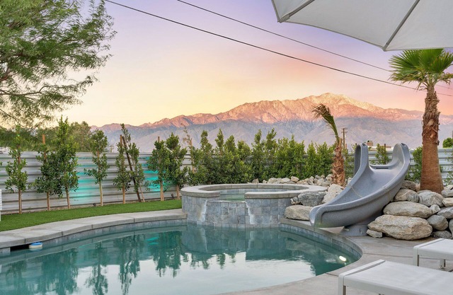 California Dreamin Stylish Mid Century Home