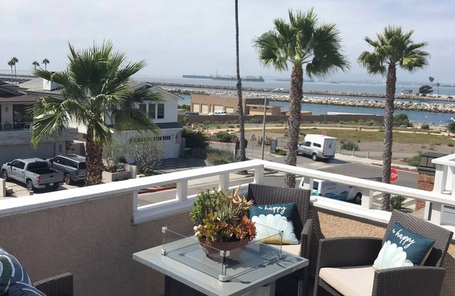 California Dreamin’-Summer’s Still Calling! 🌊2Rooftop Decks-Relax on Shoreline 🏖️