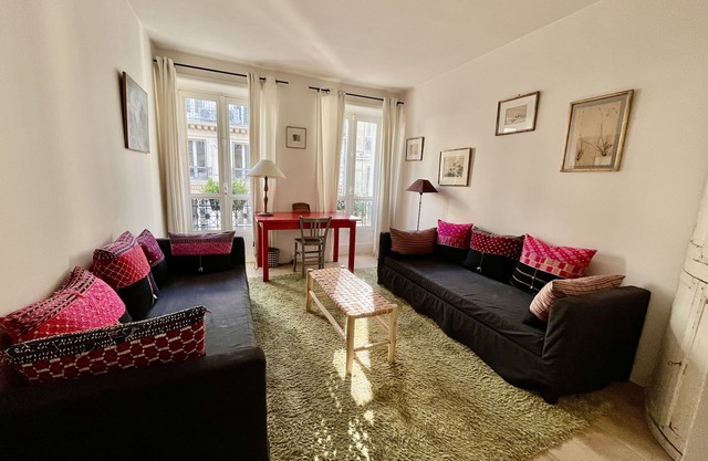 Calm , chic one bedroom closed to Saint Germain des Prés