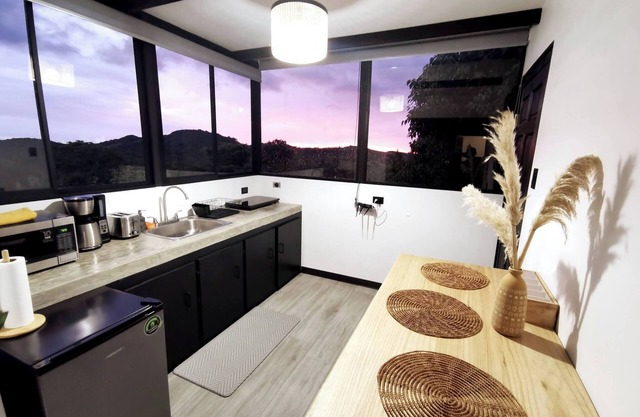 Calma Loft Monteverde Rainforest - Epic Views - Santa Elena