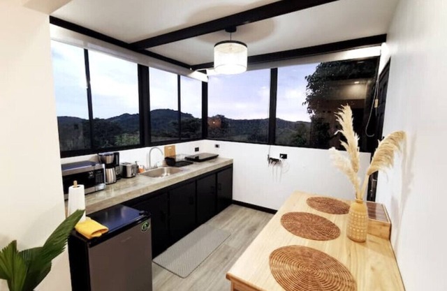 Calma, Monteverde - Expect Serenity Here