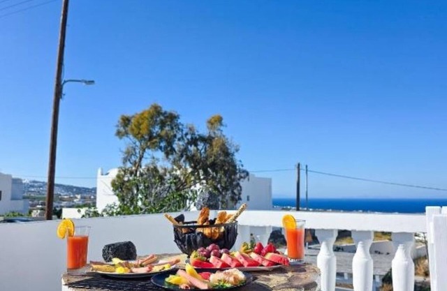 Calypso Heaven : King Room with Balcony