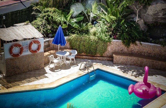 Calypso Oasis Apartments - sea view