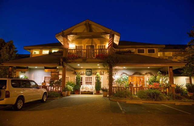 Cambria Pines Lodge