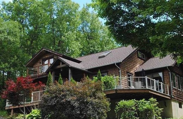 Camp Connie - A Rhinebeck Retreat