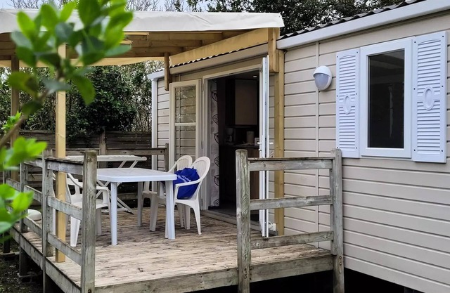 Camping Flower L'Abri-côtier * - Mobile Home Happy Confort 3 rooms 4 people