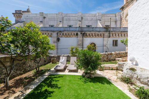 Campanile Apartment with terrace by Wonderful Italy