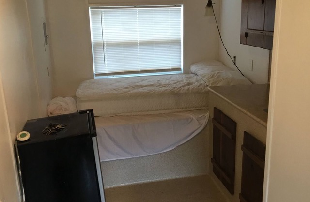 Camper for lease