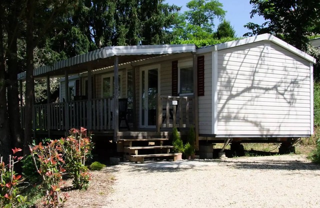 CAMPING THE BASTIDE * - Mobile Home 3 bedrooms - 2 bathrooms APOLLON RIVIERA 40 m2 - covered terrace of 18 m2 6 people