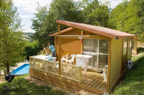 Camping 3 étoiles - Piscine - ccbbedh