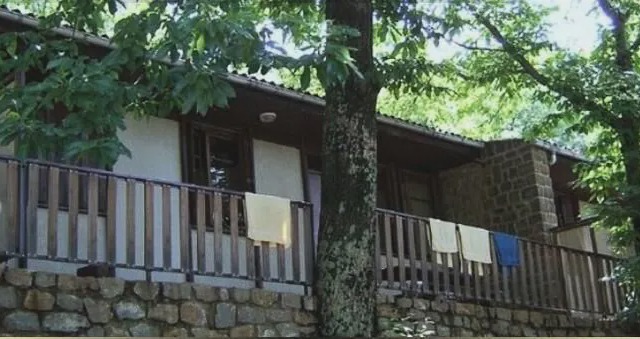 Camping du Lac *** - Chalet 3 Rooms 4/8 People