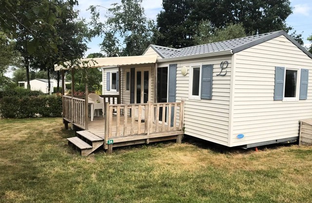 Camping Entre Terre et Mer * - Eco mobile home (3 bedrooms) 6 people