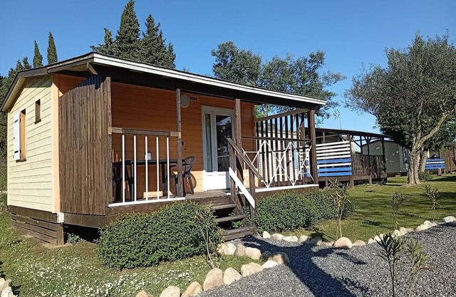 Camping l'Olivier * - Chalet Prestige 2 people