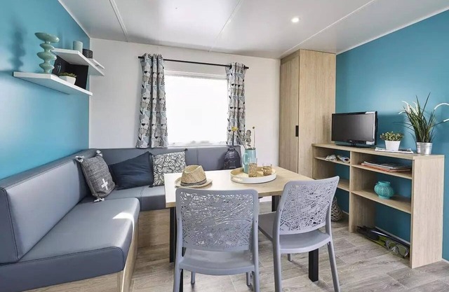 Campsite La Baie de Terenez * - Lodge CONFORT TERENEZ 2020 TV - 2 bedrooms 28M2 4 people