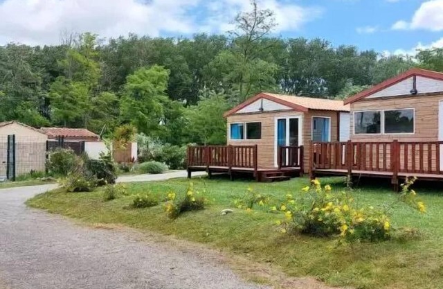 Campsite La Bastide * - Chalet XL 4 persons
