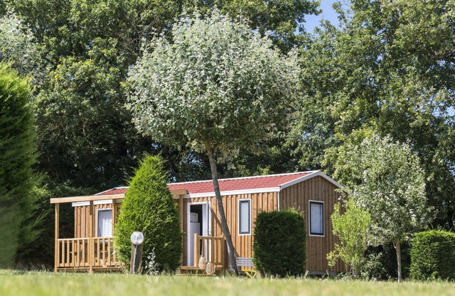 Campsite Village de la Guyonnière * - Comfort Cottage 4 Rooms 6 People